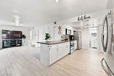 2545 Salt Lake Street, North Las Vegas, NV 89030 Kitchen