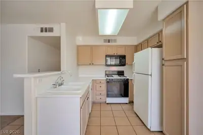 3046 Tarpon Drive 101 Kitchen