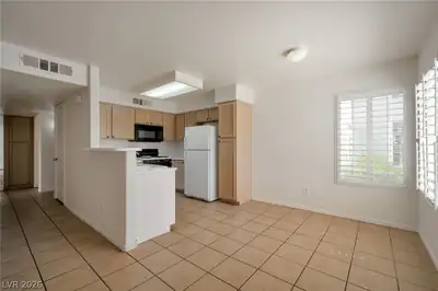 3046 Tarpon Drive 101 Kitchen