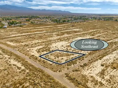 5941 North Deep Well Place 