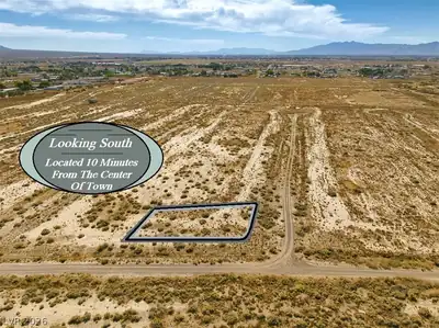 5941 North Deep Well Place 