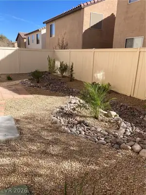 9519 Milkweed Canyon Avenue Yard