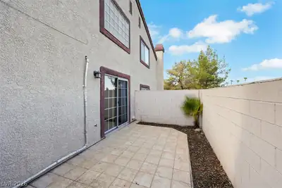2600 PEBBLEGOLD Avenue 0 Patio