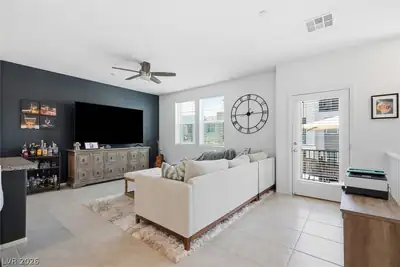 6155 Garden Oasis Street, Las Vegas, NV 89148 Living Room