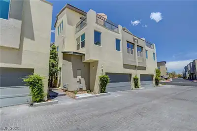 11401 Gravitation Drive, Las Vegas, NV 89135 Front of Structure