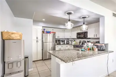 7950 West Flamingo Road 1086 Kitchen