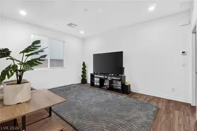 1288 Ventura Cliffs Avenue, Henderson, NV 89012 Living Room
