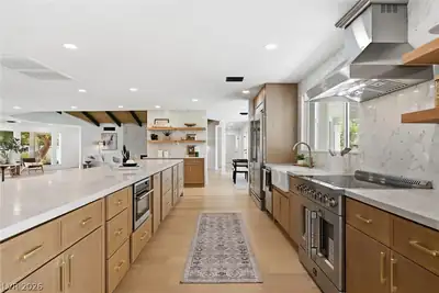 6980 Mira Vista Street, Las Vegas, NV 89120 