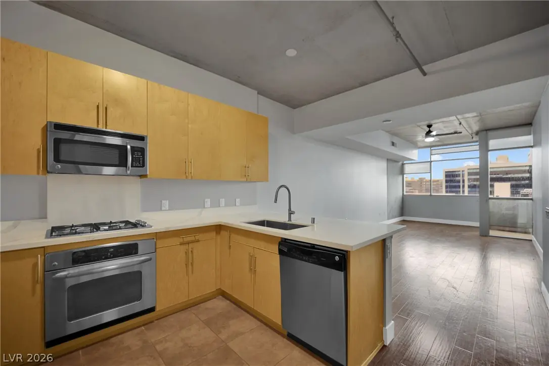 353 East Bonneville Avenue 804