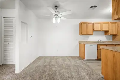 4730 CRAIG Road 2096 Kitchen