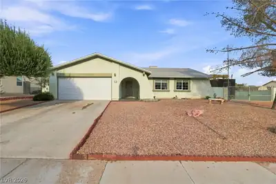 738 Straight Street Las Vegas, NV 89110