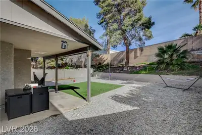163 Spinnaker Drive, Henderson, NV 89015 Yard