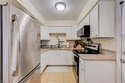 263 East Van Wagenen Street Kitchen