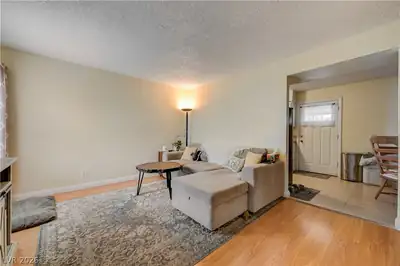 263 East Van Wagenen Street Living Room