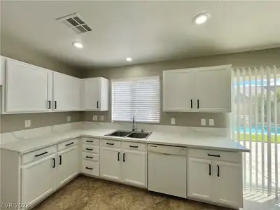 9924 Clover Field Court, Las Vegas, NV 89183 
