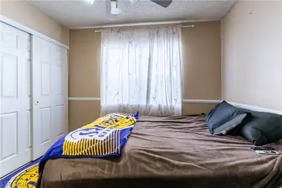 138 Monteen Drive Bedroom