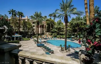 210 East Flamingo Road 101 Pool