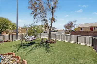 6644 Mount Dutton Drive, Las Vegas, NV 89156 Yard