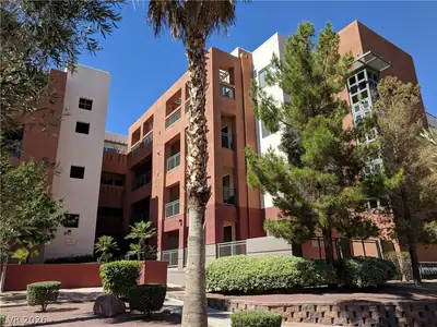 39 East AGATE Avenue 206, Las Vegas
