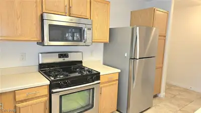 830 Carnegie Street 1224 Kitchen