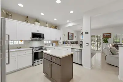 3047 Canal Walk Road Kitchen