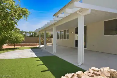 9712 Running Rabbit Street, Las Vegas, NV 89143 Patio