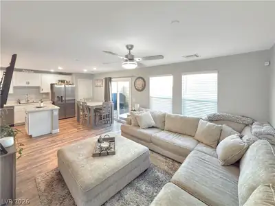 314 Bay Village Place, Henderson, NV 89011 Living Room