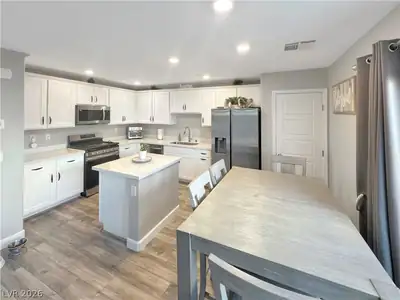 314 Bay Village Place, Henderson, NV 89011 Kitchen
