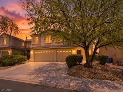 9044 Black Elk Avenue Las Vegas, NV 89143