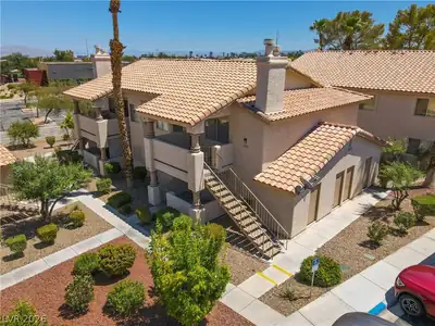 1332 Pinto Rock Lane 201, Las Vegas