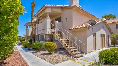 1332 Pinto Rock Lane 201 