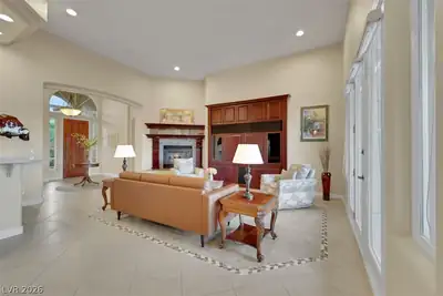 15 Avenida Fiori, Henderson, NV 89011 Living Room