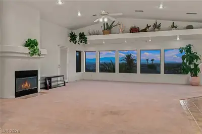 1068 Calico Ridge Drive, Henderson, NV 89011 Living Room