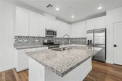 3206 Centano Avenue, Henderson, NV 89044 Kitchen