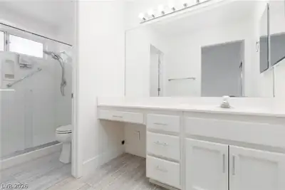 9448 January Drive, Las Vegas, NV 89134 Primary Bathroom