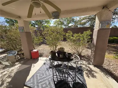 415 Golden State Street Patio
