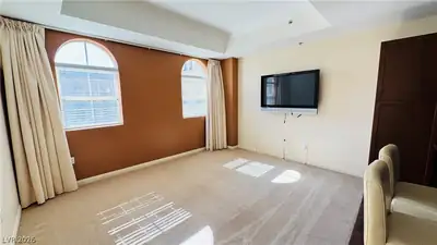 2405 West Serene Avenue 832 Living Room