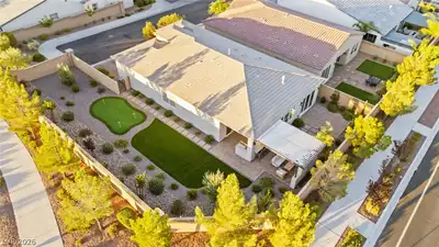 9999 Skye Gazer Avenue Las Vegas, NV 89166