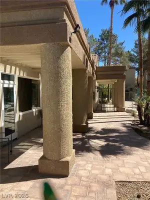 3145 East Flamingo Road 1041 Patio
