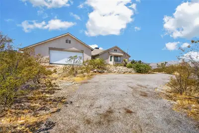 8075 Sally Street, Las Vegas, NV 89166 Front of Structure
