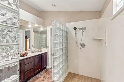 1551 Managua Drive, Las Vegas, NV 89123 Primary Bathroom