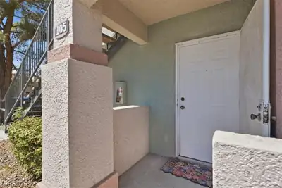 8450 Alta Drive 105 Entry