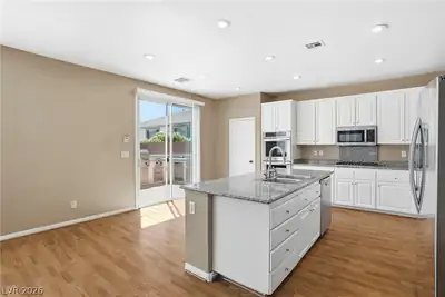 3066 Lenoir Street, Las Vegas, NV 89135 Kitchen