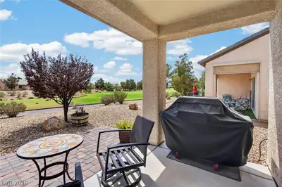 7820 Pine Warbler Way, North Las Vegas, NV 89084 Patio