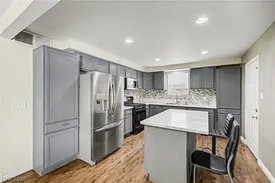 5137 Del Monte Avenue, Las Vegas