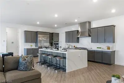9527 New Discovery Avenue, Las Vegas, NV 89149 Kitchen