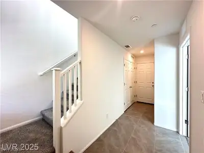 6172 Garden Crest Street, Las Vegas, NV 89148 Entrance Foyer