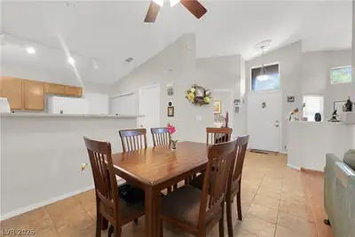 377 Rosado Springs Street, Henderson, NV 89014 Dining Area