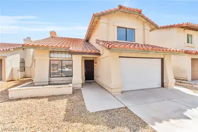 205 Moose Lane, Las Vegas, NV 89145 Front of Structure