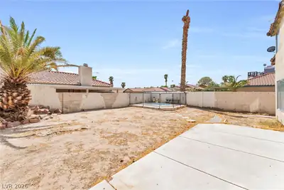 205 Moose Lane, Las Vegas, NV 89145 Yard